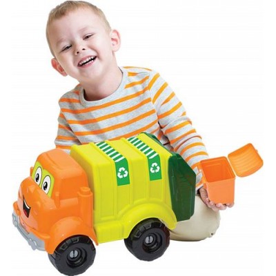 Benim İlk Çöp Kamyonum